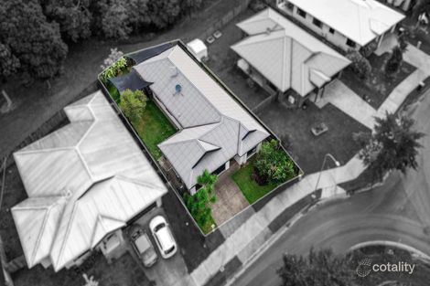 Property photo of 2 Powlett Close Bentley Park QLD 4869