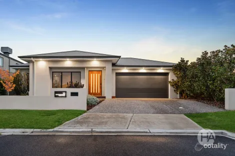 Property photo of 10 Ryan Way Somerville VIC 3912