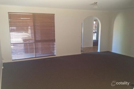 Property photo of 7 Daphne Close Mill Park VIC 3082