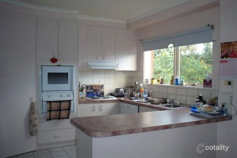 Property photo of 2 Penguin Close Blind Bight VIC 3980
