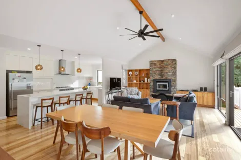 Property photo of 4 Toddy Place Dunsborough WA 6281