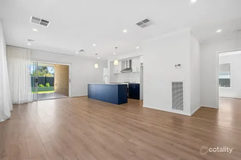 Property photo of 18 Hedgerow Circuit Corio VIC 3214