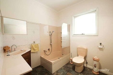 Property photo of 7 Civic Parade Seaholme VIC 3018