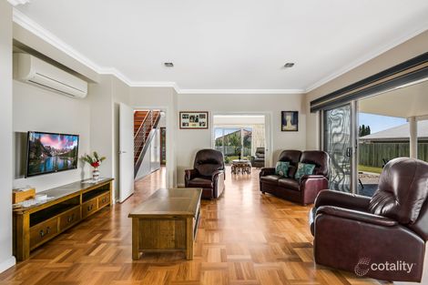 Property photo of 1 Greenway Close Middle Ridge QLD 4350