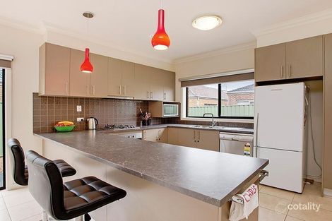 Property photo of 12 Lavender Court Caroline Springs VIC 3023