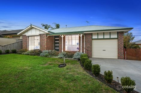 Property photo of 27 Hutchins Park Close Mornington VIC 3931