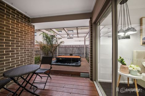 Property photo of 42 Grandvue Boulevard Pakenham VIC 3810