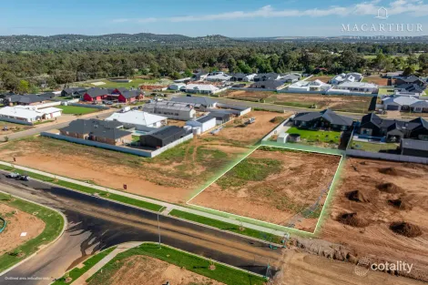 15 Carabeen Rd, Lake Albert, NSW 2650
