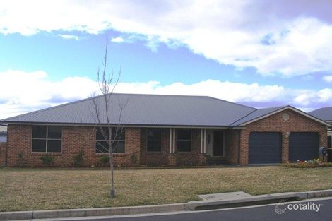 Property photo of 35 Carlyle Avenue Llanarth NSW 2795