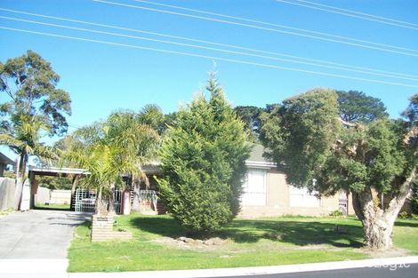 Property photo of 32 Fountain Drive Narre Warren VIC 3805