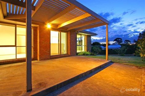 Property photo of 18 Fourth Avenue Rosebud VIC 3939