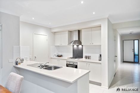 Property photo of 126 Inverell Parkway Tarneit VIC 3029