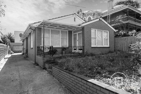 12 Burns St, Elwood, VIC 3184
