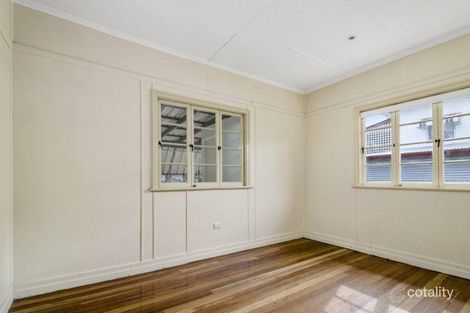 Property photo of 18 Chermside Road Eastern Heights QLD 4305