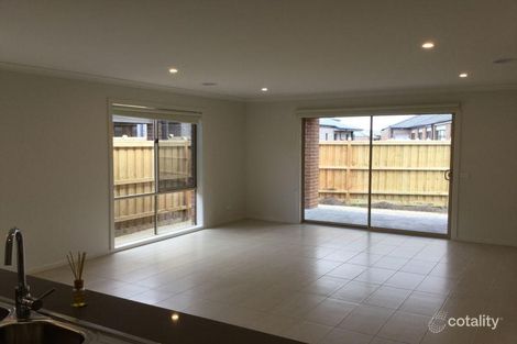 Property photo of 93 Lineham Drive Cranbourne East VIC 3977