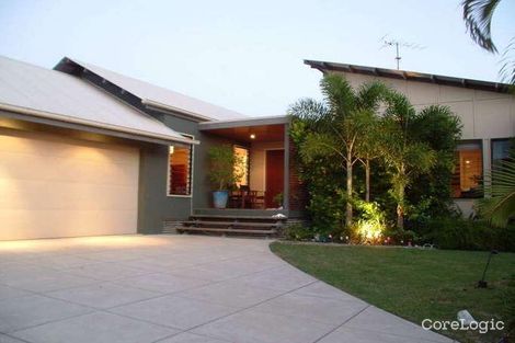 Property photo of 6 Moonbeam Crescent Castaways Beach QLD 4567