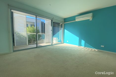 Property photo of 26 Waxflower Crescent Bundoora VIC 3083