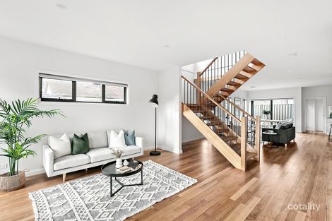 Property photo of 2 Marie Avenue Heidelberg Heights VIC 3081