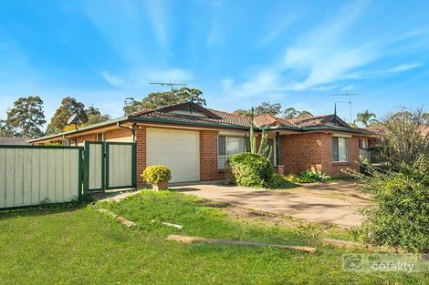 11 Bird Pl, St Helens Park, NSW 2560