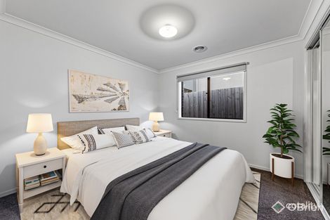 9 Walhallow Dr, Clyde North, VIC 3978