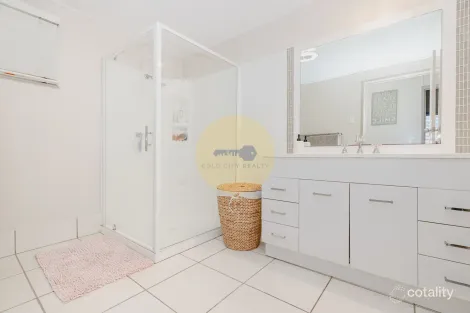 Property photo of 69A Hackett Terrace Richmond Hill QLD 4820