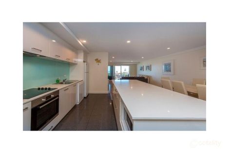 Property photo of R211/183 West Coast Highway Scarborough WA 6019