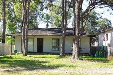Property photo of 12 Warrina Avenue Summerland Point NSW 2259