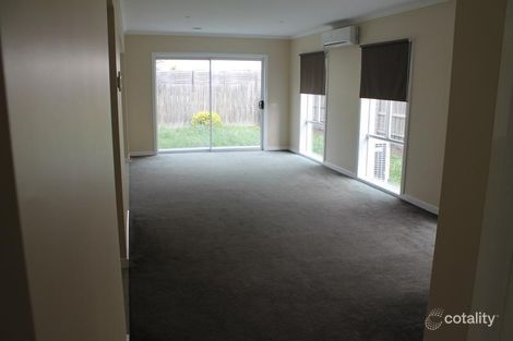 99 Sovereign Manors Cres, Rowville, VIC 3178