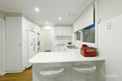 Property photo of 11 Lakeview Avenue Rowville VIC 3178
