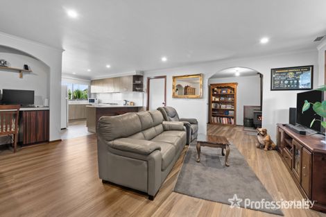 Property photo of 9 Batterbee Drive Mooroolbark VIC 3138