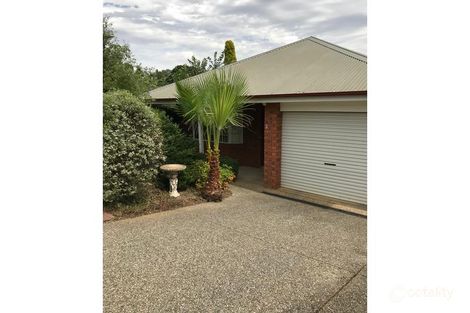 Property photo of 2/12 Orchard Way Lavington NSW 2641