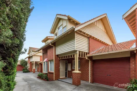 2/15 Balmoral St, Essendon, VIC 3040