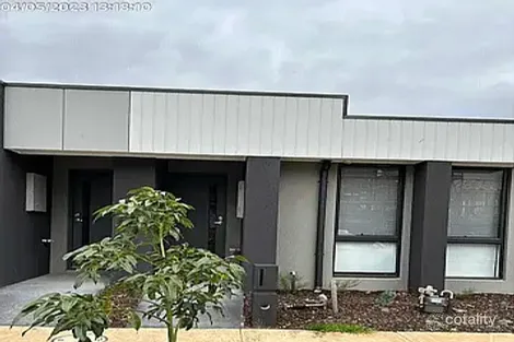 11 Hedgeley Ave, Deanside, VIC 3336