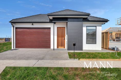 12 Halcyon Way, Officer, VIC 3809
