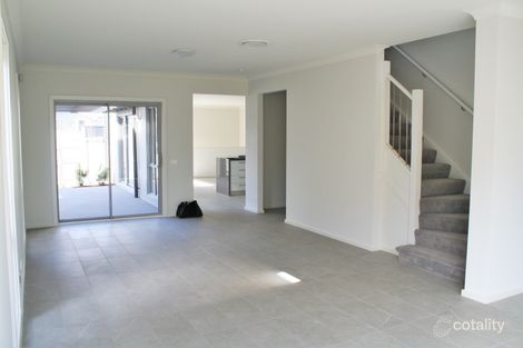 Property photo of 9 Greenview Drive Moorebank NSW 2170