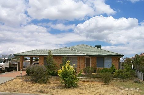 54 Ralphs St, Seville Grove, WA 6112