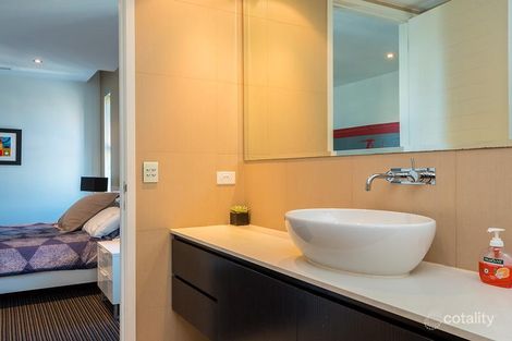 Property photo of 2/31 Albatross Avenue Mermaid Beach QLD 4218