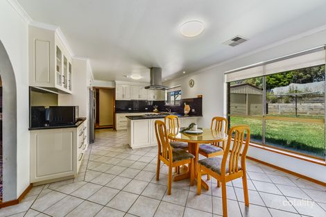 Property photo of 7 Derwent Court Mount Gambier SA 5290