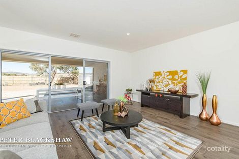 Property photo of 1 Bluskie Close Bungendore NSW 2621