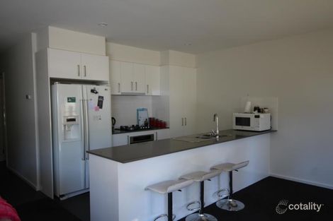 Property photo of 24 Denistoun Crescent Cranbourne VIC 3977