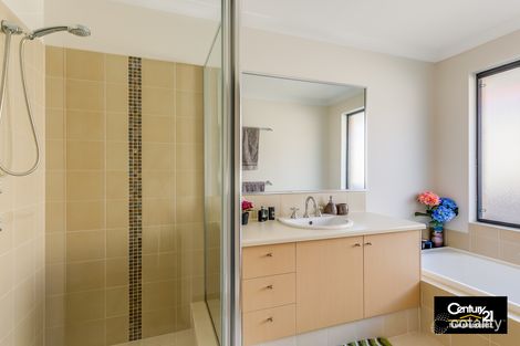 Property photo of 17 Northwood Loop Thornlie WA 6108