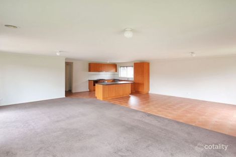 Property photo of 7 Von Nida Drive Cranbourne North VIC 3977