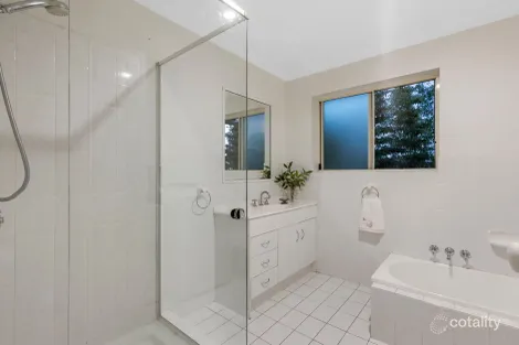 Property photo of 8/37 Crump Street Holland Park West QLD 4121