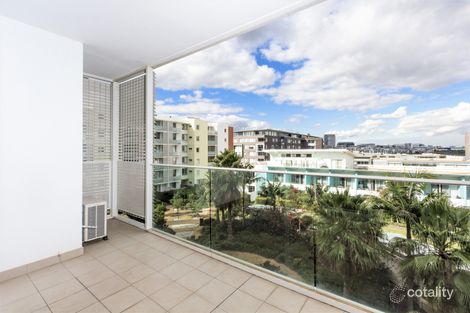 689/33 Hill Rd, Wentworth Point, NSW 2127