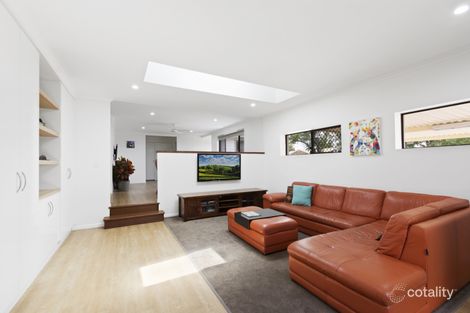 Property photo of 7 Lotus Crescent Centenary Heights QLD 4350