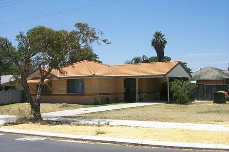 10 Ashworth St, Cloverdale, WA 6105