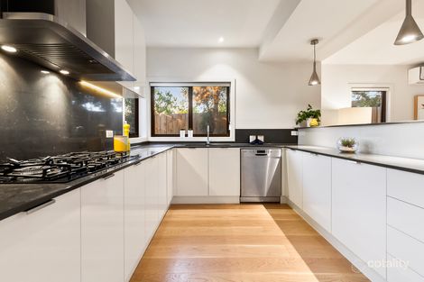 Property photo of 2/16 Maxia Road Doncaster East VIC 3109