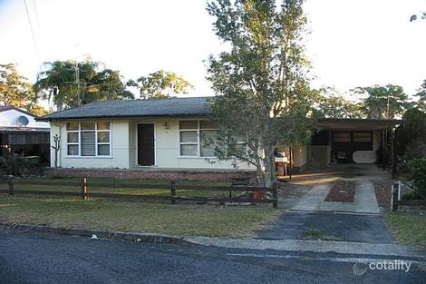 14 Wattle St, Canton Beach, NSW 2263