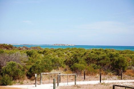 17 Grigson St, Jurien Bay, WA 6516