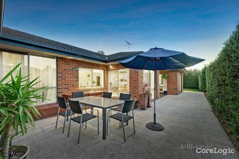 Property photo of 27 Yertchuk Avenue Ashwood VIC 3147